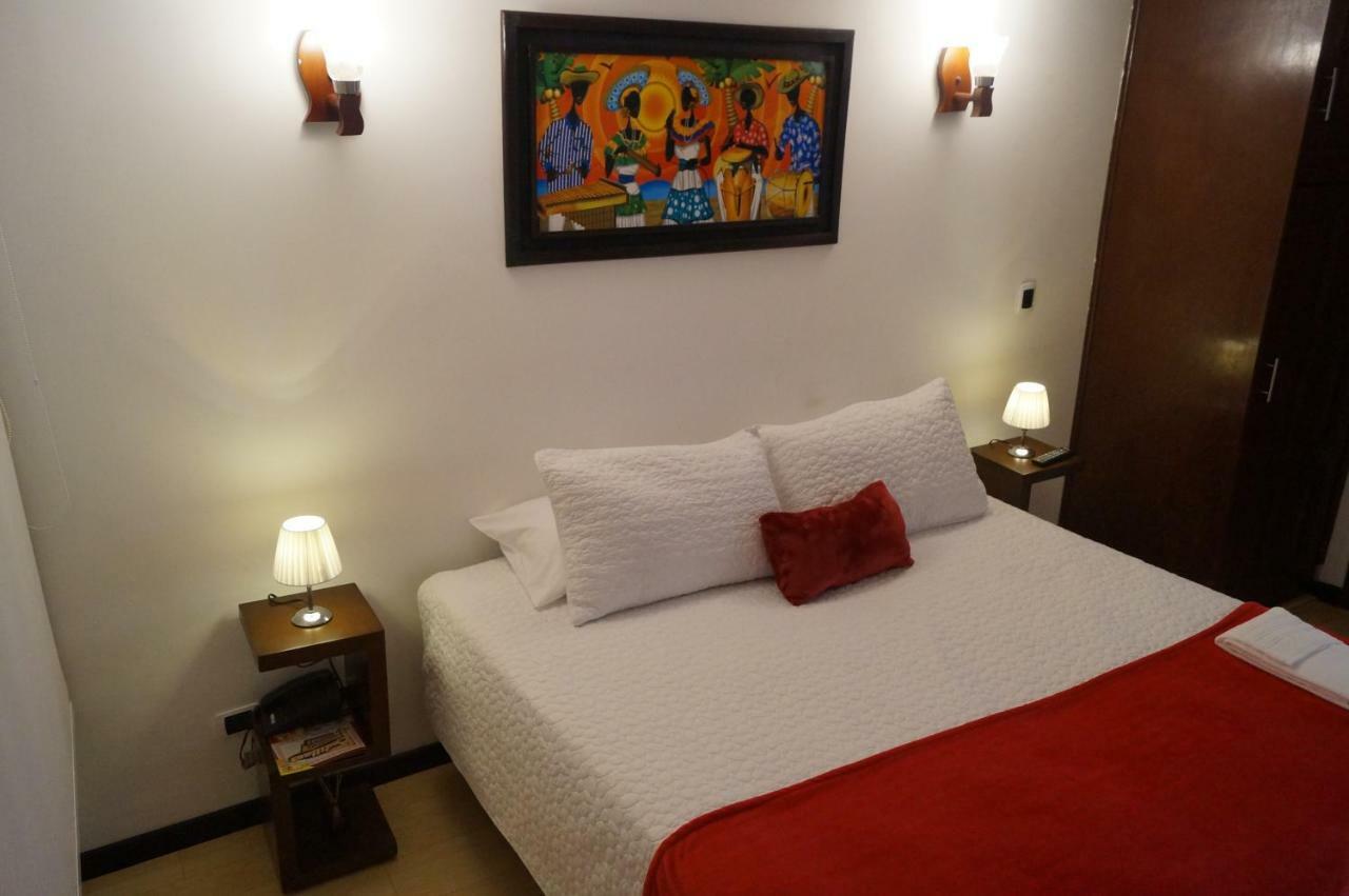 Hotel San Angel Corferias Bogotá Kültér fotó